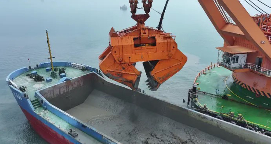 智慧建造：探秘航道“扫地机器人”.jpg