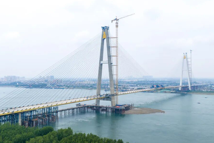 湖北：一桥连孤岛.jpg